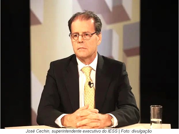 José_Cechin_do_IESS